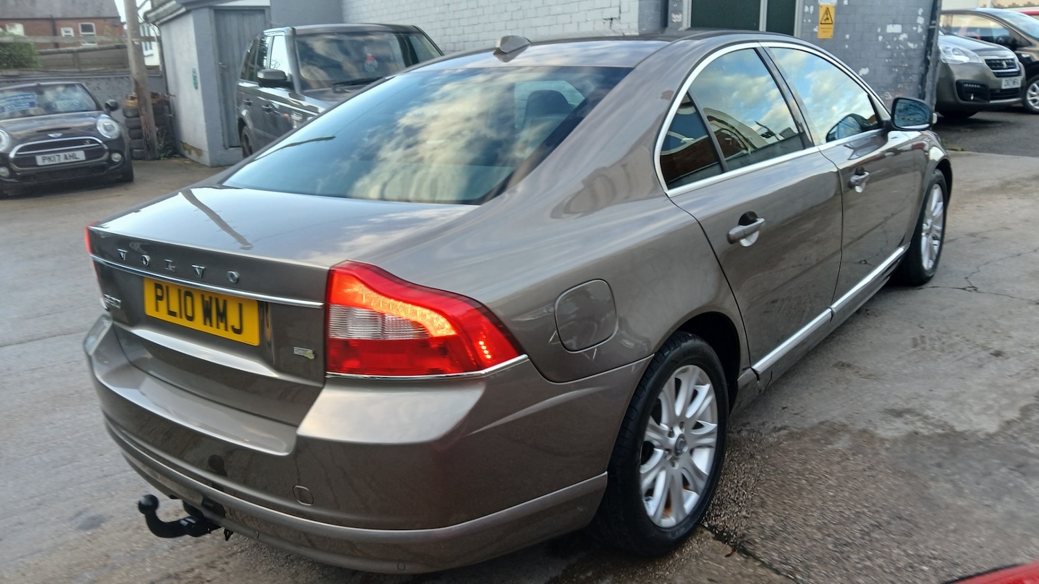 Used Volvo S80 2010 for sale - 76428320: Photo 6