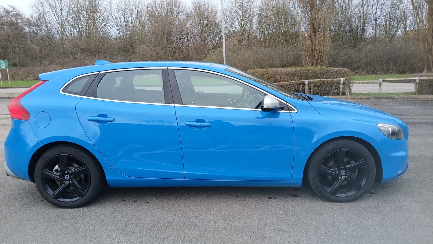 Used Volvo V40 2014 for sale - 77819972: Photo 3