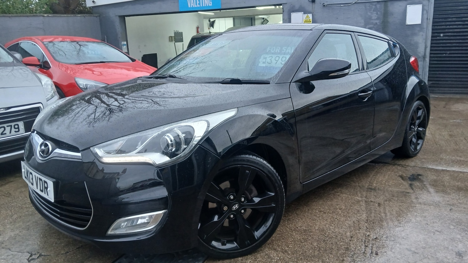 Used Hyundai Veloster 2013 for sale - 77116305: Photo 2