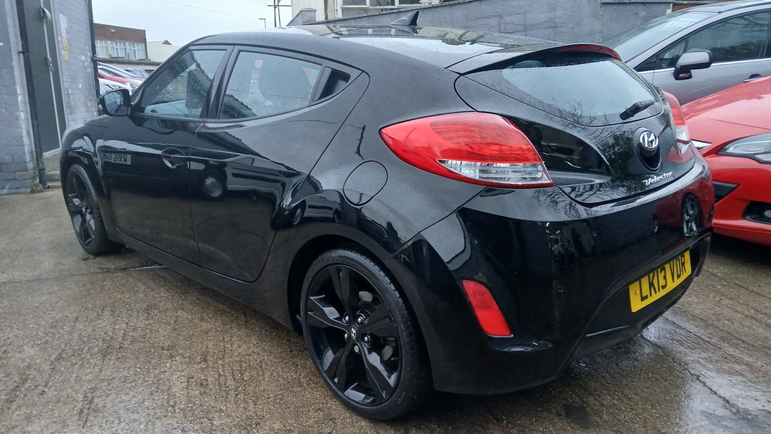 Used Hyundai Veloster 2013 for sale - 77116305: Photo 6