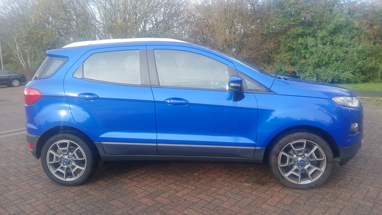 Used Ford Ecosport 2015 for sale - 77681925: Photo 3