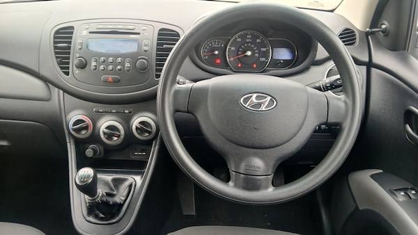 Used Hyundai i10 2012 for sale - 76287789: Photo 10