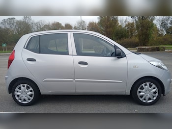 Used Hyundai i10 2012 for sale - 76287789: Photo 3