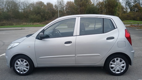 Used Hyundai i10 2012 for sale - 76287789: Photo 5