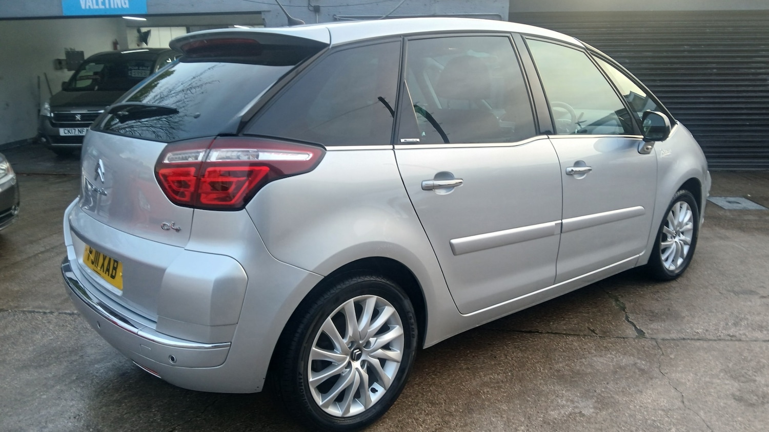 Used Citroen C4 Picasso 2011 for sale - 76722443: Photo 5