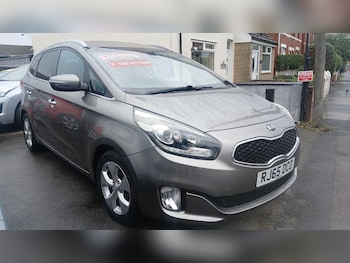 Kia - Carens