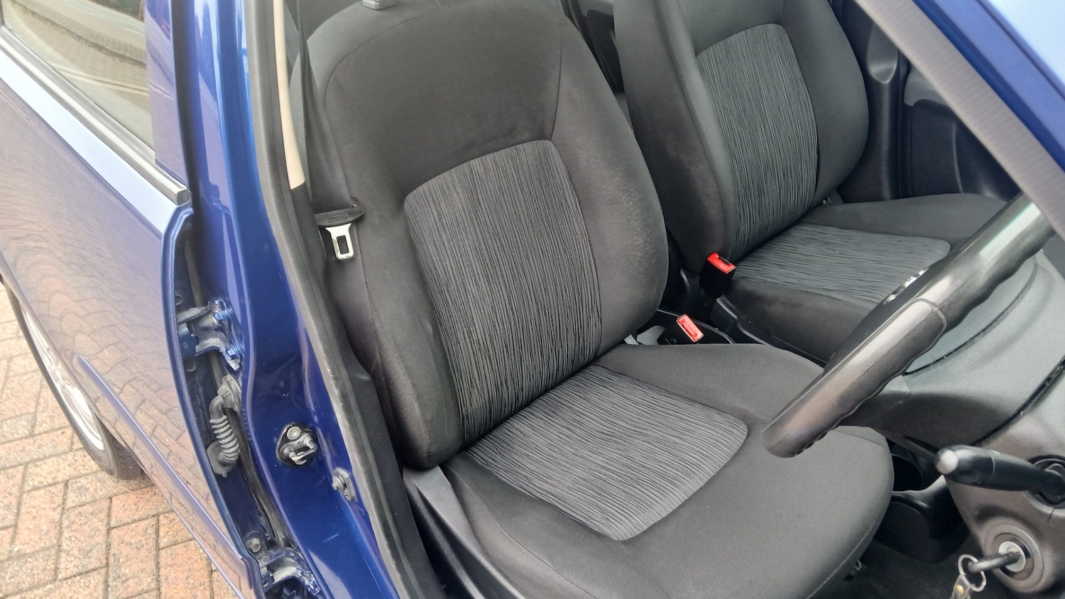 Used Hyundai i10 2013 for sale - 76102540: Photo 10