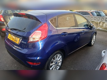 Used Ford Fiesta 2017 for sale - 77493676: Photo