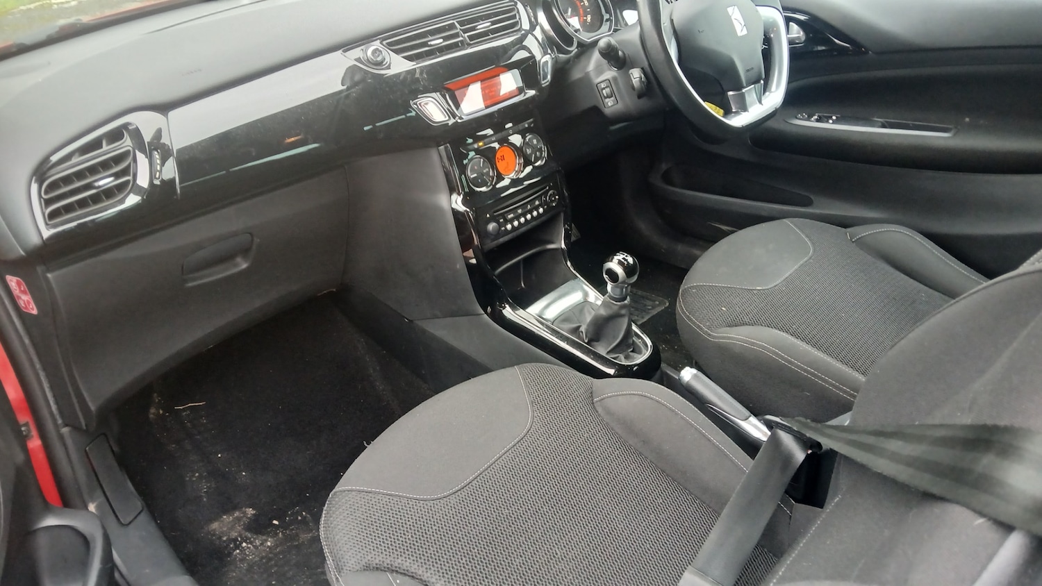 Used Citroen DS3 2013 for sale - 77061896: Photo 12