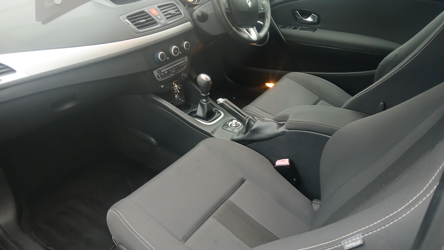 Used Renault Megane 2011 for sale - 77298448: Photo 12