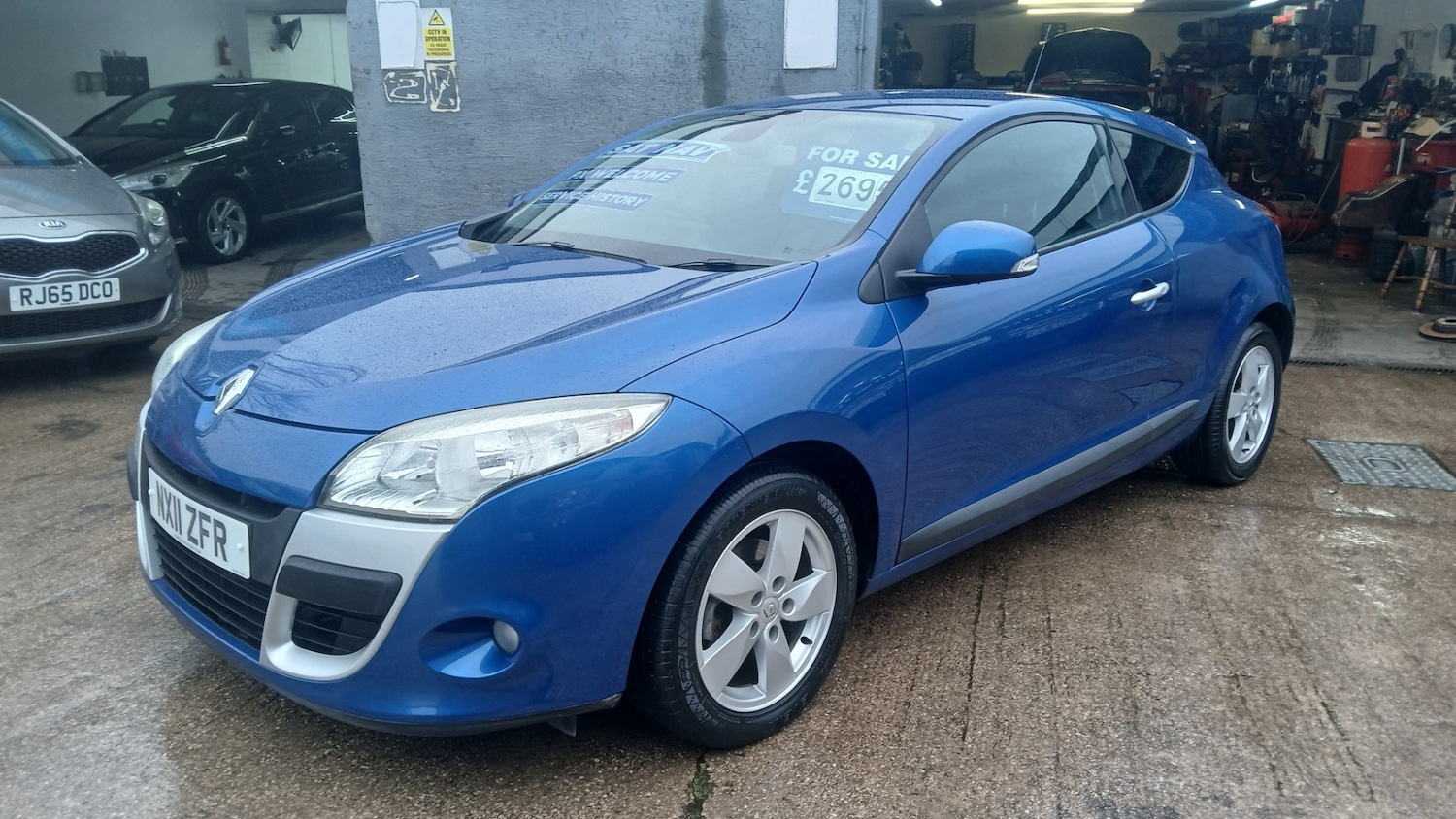 Used Renault Megane 2011 for sale - 77298448: Photo 2