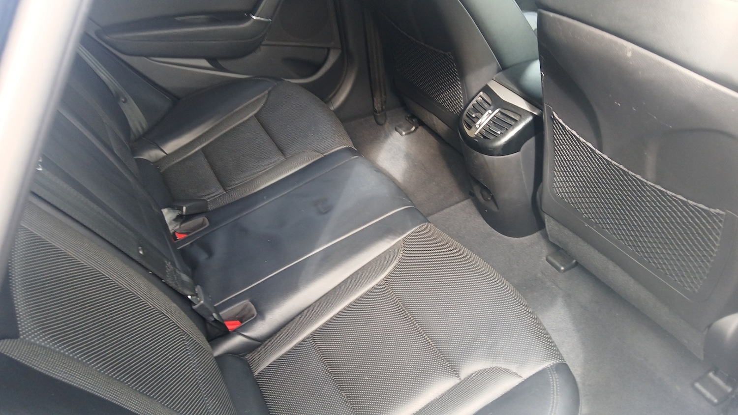 Used Hyundai i40 2013 for sale - 78026051: Photo 9