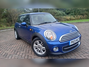 2013 (13) - 1.6 ONE DIESEL 2013 13 REG £20 ROAD TAX 3-Door