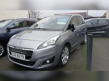 Used Peugeot 5008 2016 for sale - 76531258: Photo