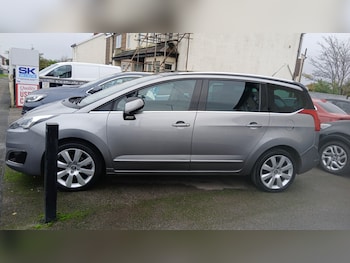Used Peugeot 5008 2016 for sale - 76531258: Photo