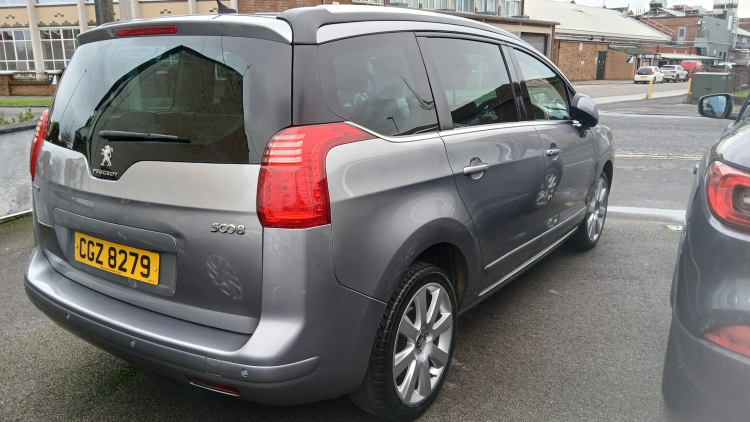 Used Peugeot 5008 2016 for sale - 76531258: Photo 5