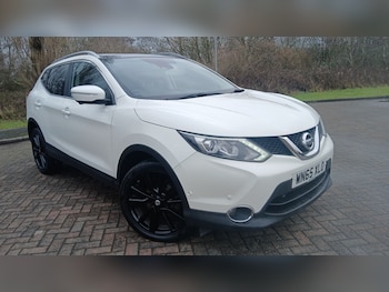 Used Nissan Qashqai 2015 for sale - 77490256: Photo