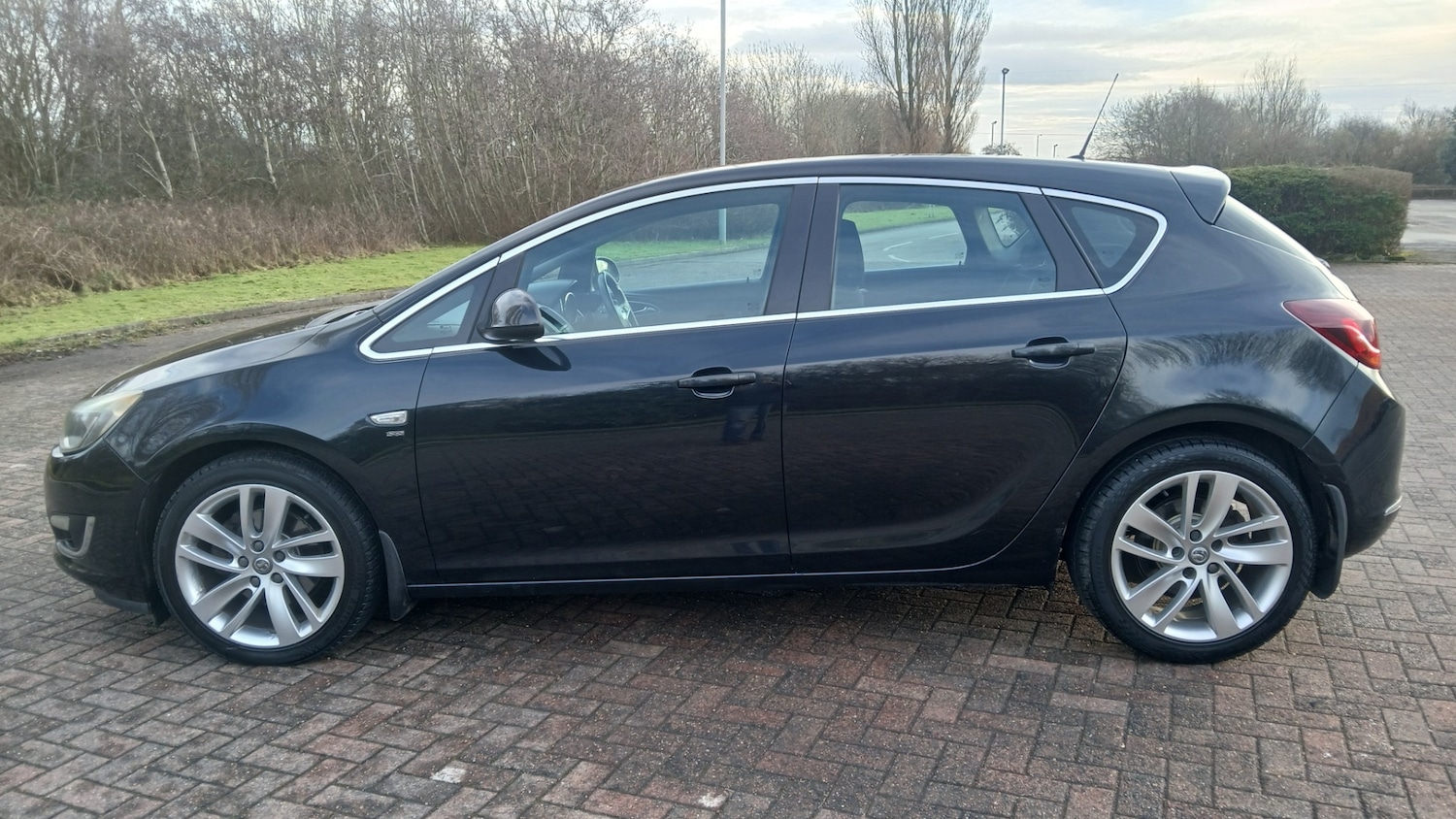 Used Vauxhall Astra 2013 for sale - 77198058: Photo 5