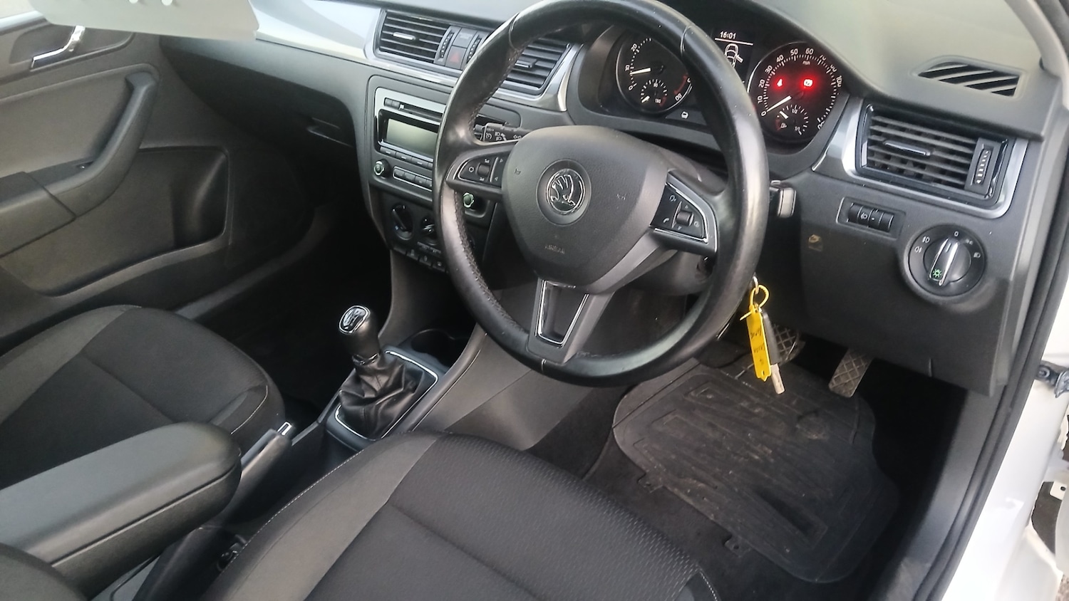 Used Skoda Rapid Spaceback 2014 for sale - 77001638: Photo 9