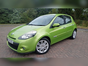 Used Renault Clio 2010 for sale - 75638369: Photo