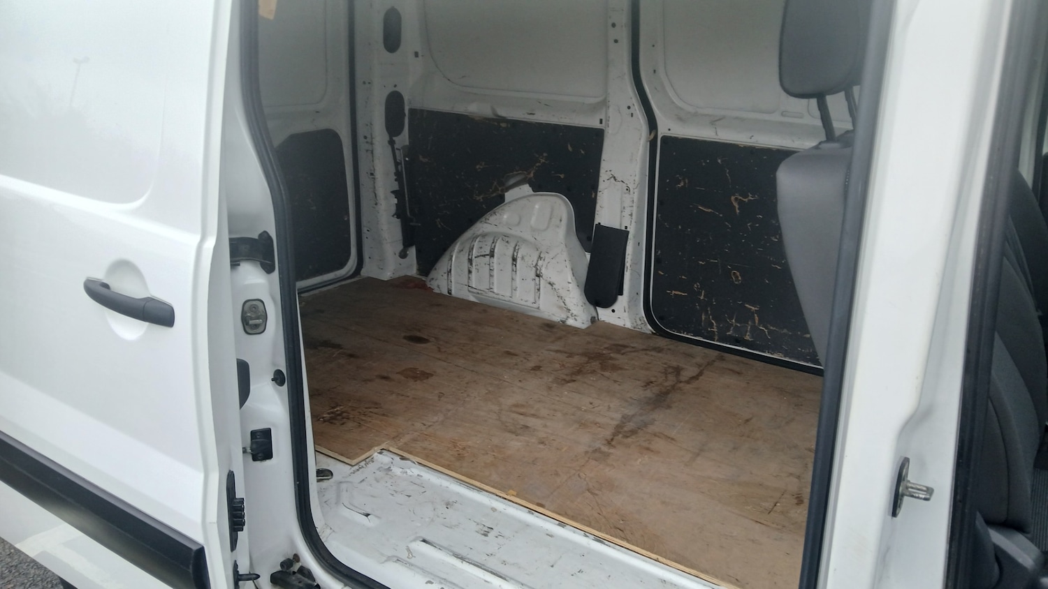 Used Citroen Dispatch 2015 for sale - 76464777: Photo 12