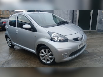 Used Toyota AYGO 2009 for sale - 76722521: Photo
