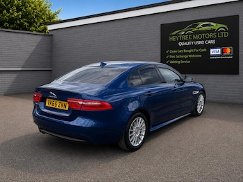 Used Jaguar XE 2015 for sale - 79455054: Photo