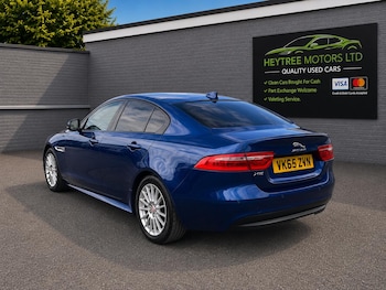 Used Jaguar XE 2015 for sale - 79455054: Photo