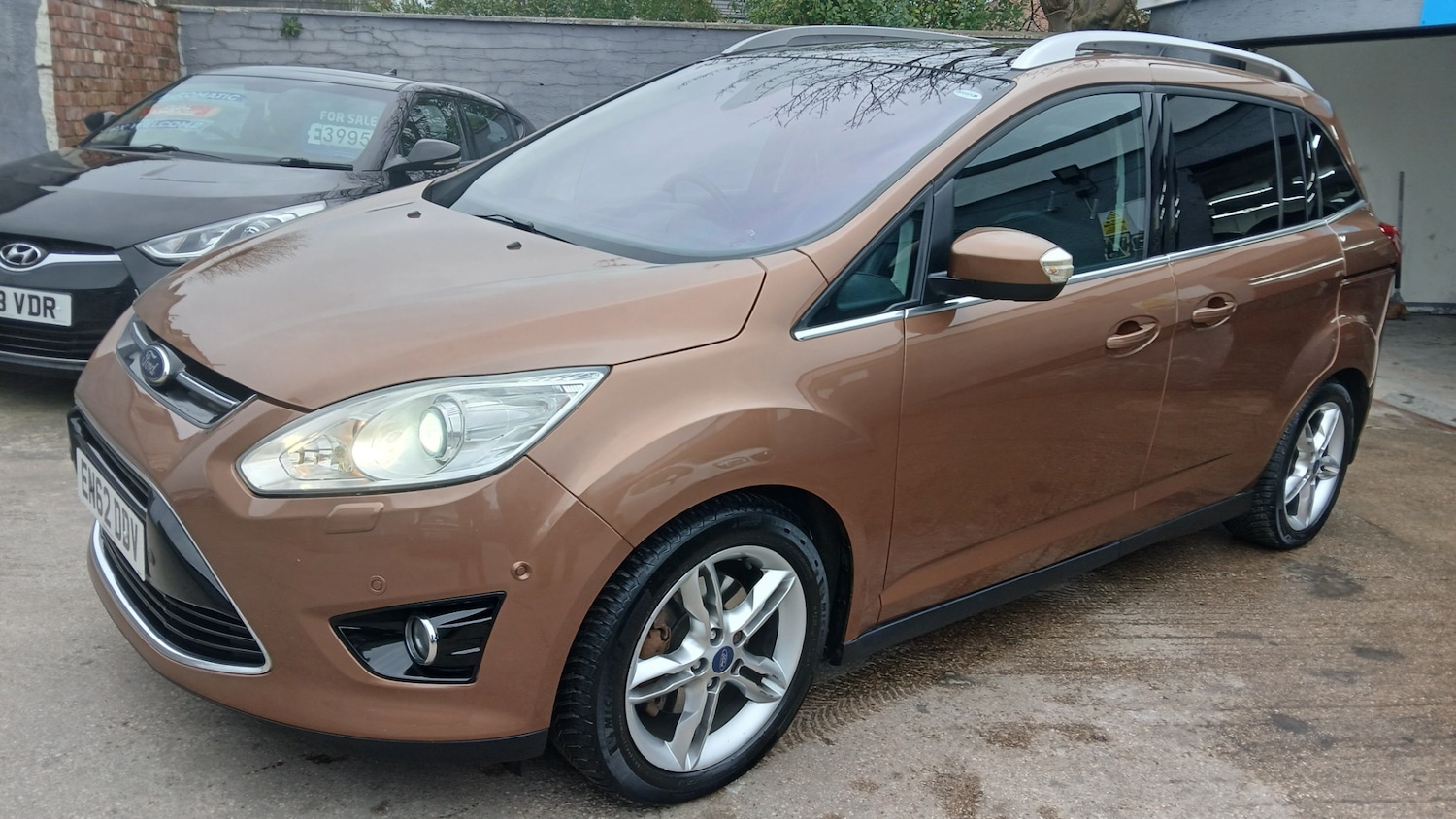 Used Ford Grand C-Max 2012 for sale - 77423743: Photo 2