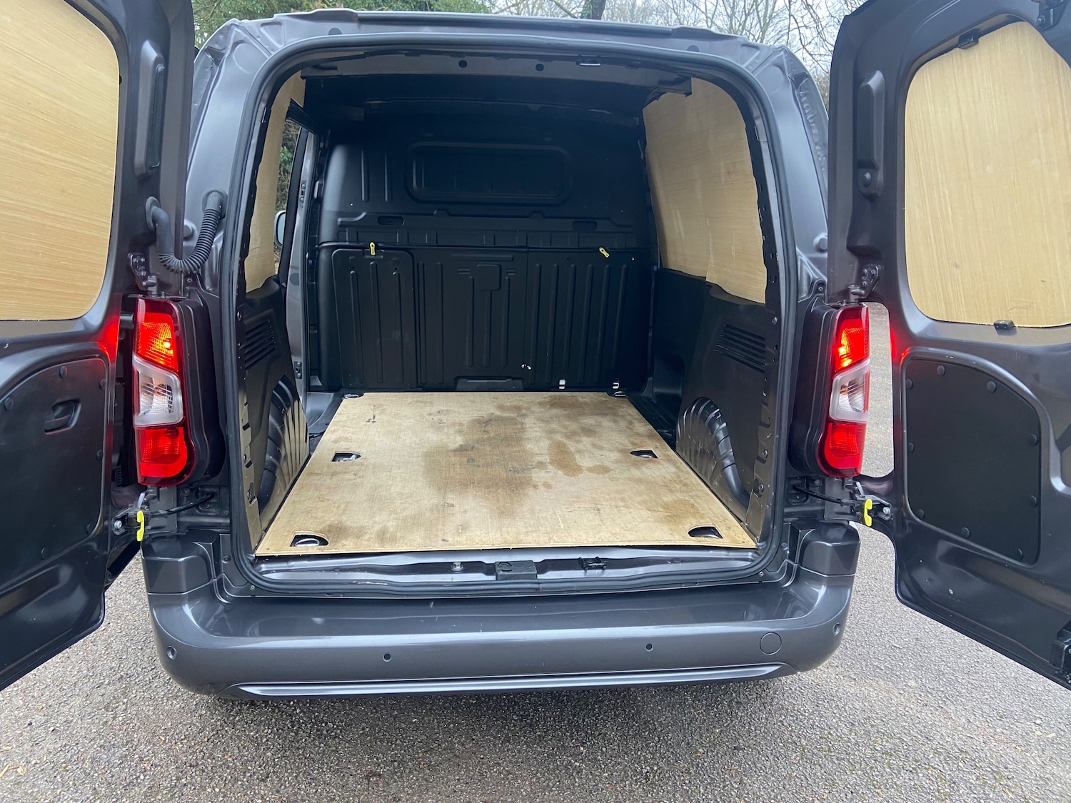 Used Vauxhall Combo 2023 for sale - 77259065: Photo 9