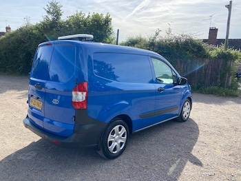 Used Ford Transit Courier 2020 for sale - 78932144: Photo
