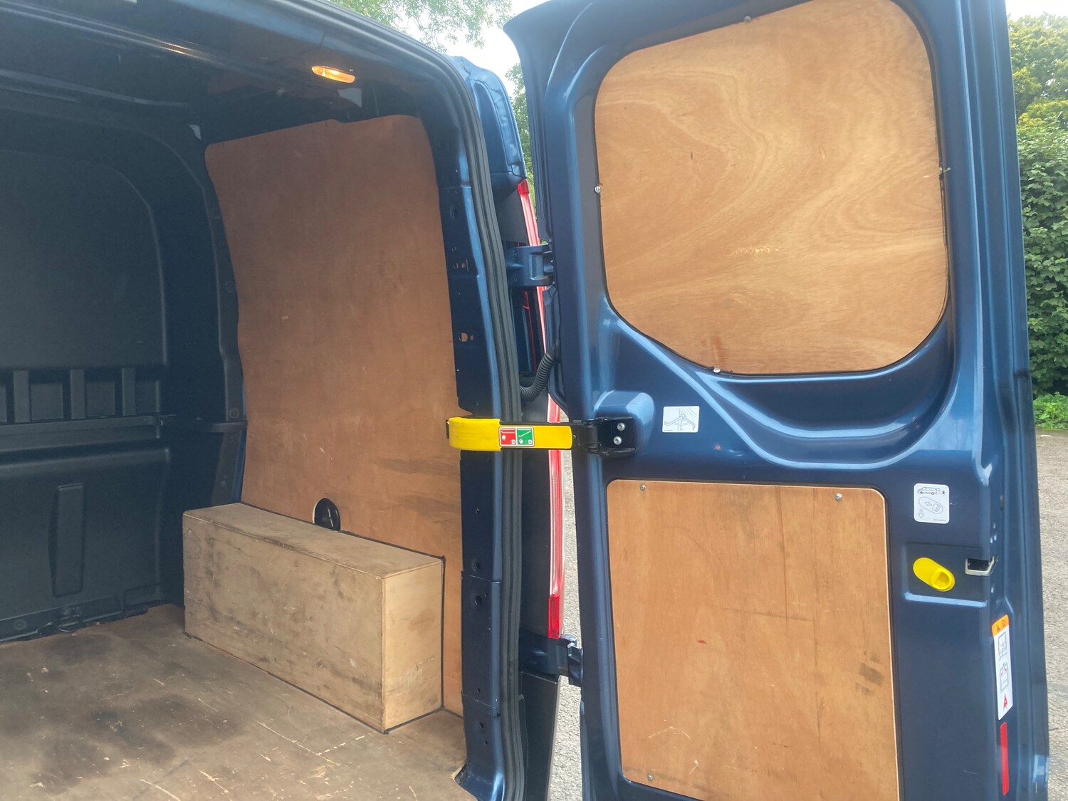 Used Ford Transit Custom 2021 for sale - 75982927: Photo 19