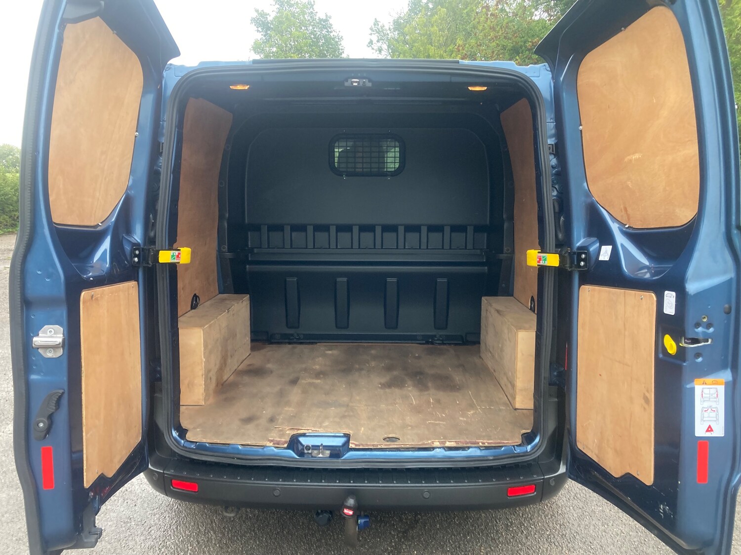 Used Ford Transit Custom 2021 for sale - 75982927: Photo 22