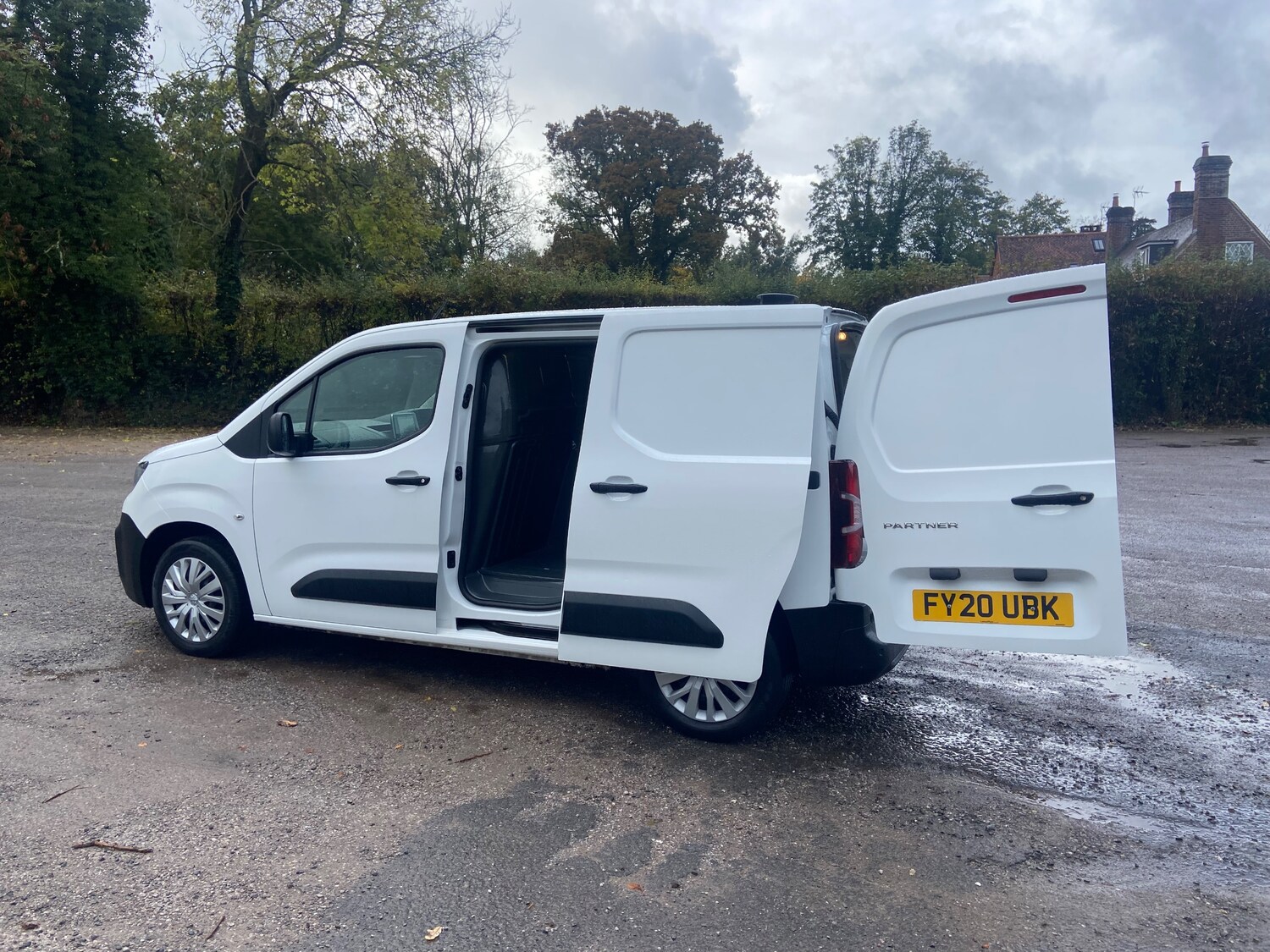 Used Peugeot Partner 2020 for sale - 76287935: Photo 8