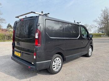 Used Renault Trafic 2017 for sale - 77989837: Photo