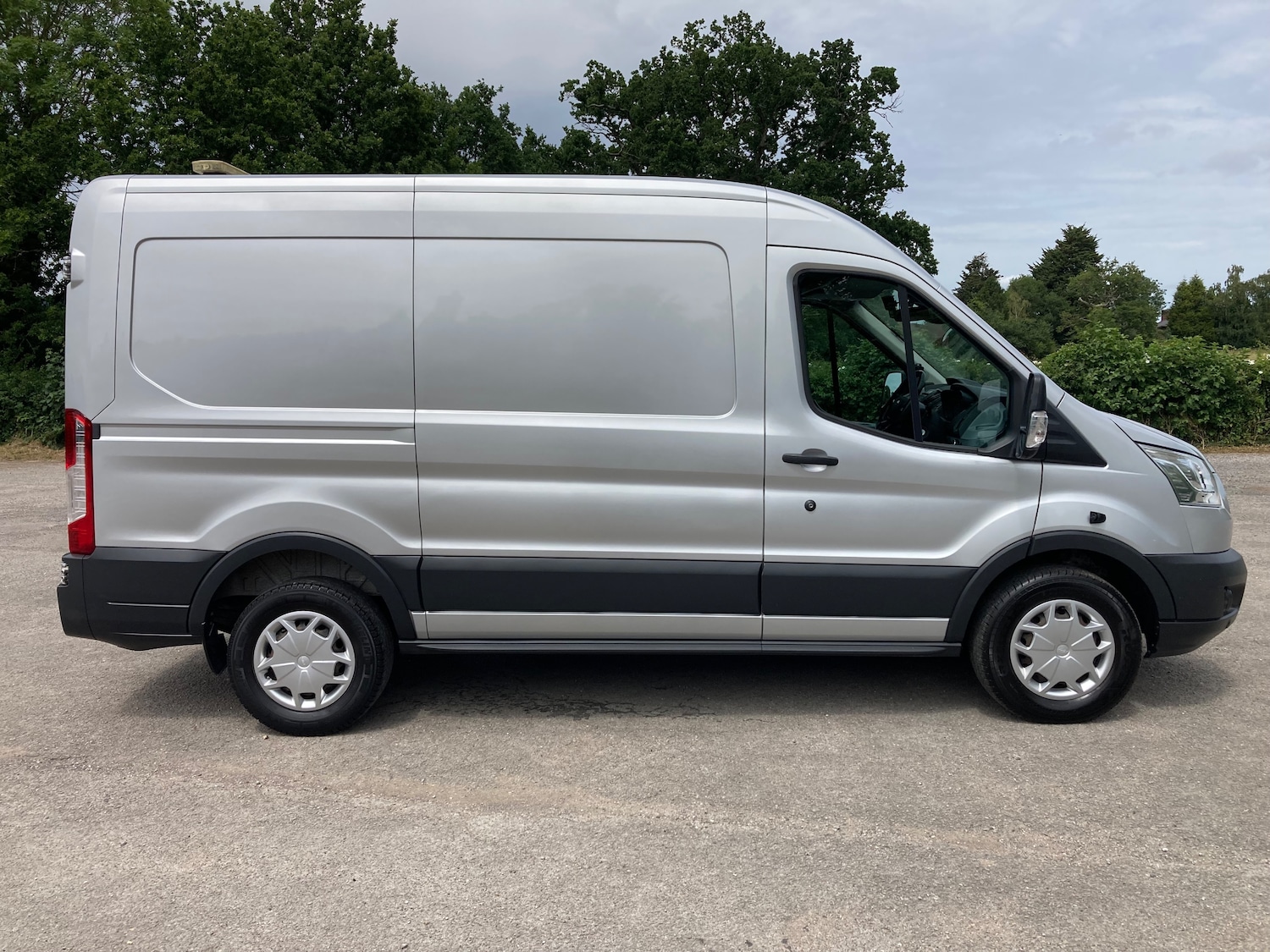 Used Ford Transit 2017 for sale - 77872266: Photo 2