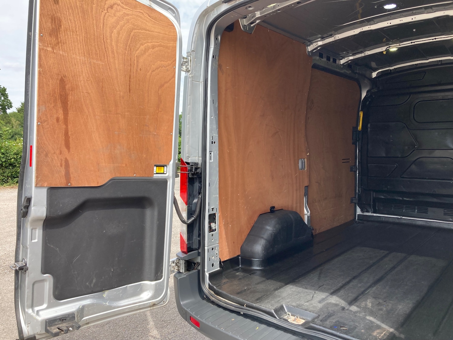 Used Ford Transit 2017 for sale - 77872266: Photo 26