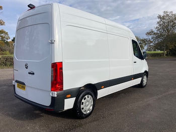 Used Mercedes-Benz Sprinter 2022 for sale - 76346878: Photo