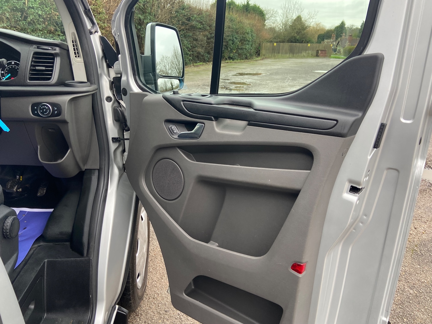 Used Ford Transit Custom 2022 for sale - 76863048: Photo 21