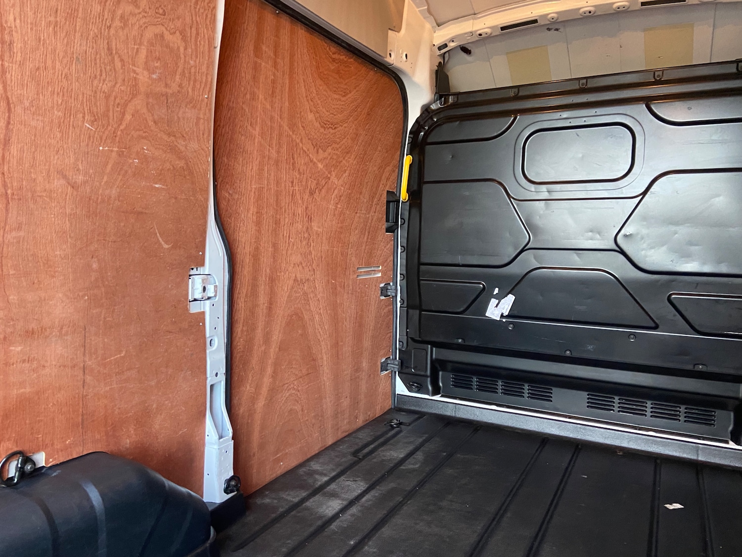 Used Ford Transit for sale - 77220880: Photo 28