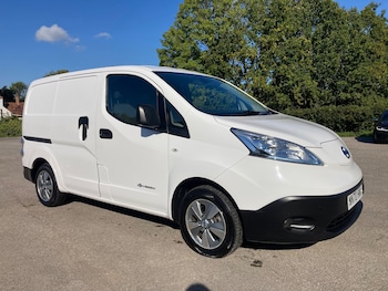 Nissan - e-NV200