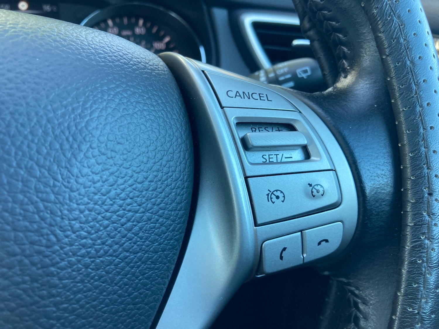 Used Nissan Qashqai 2017 for sale - 76653888: Photo 25