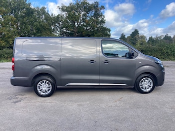 Used Vauxhall Vivaro 2022 for sale - 76065007: Photo 2