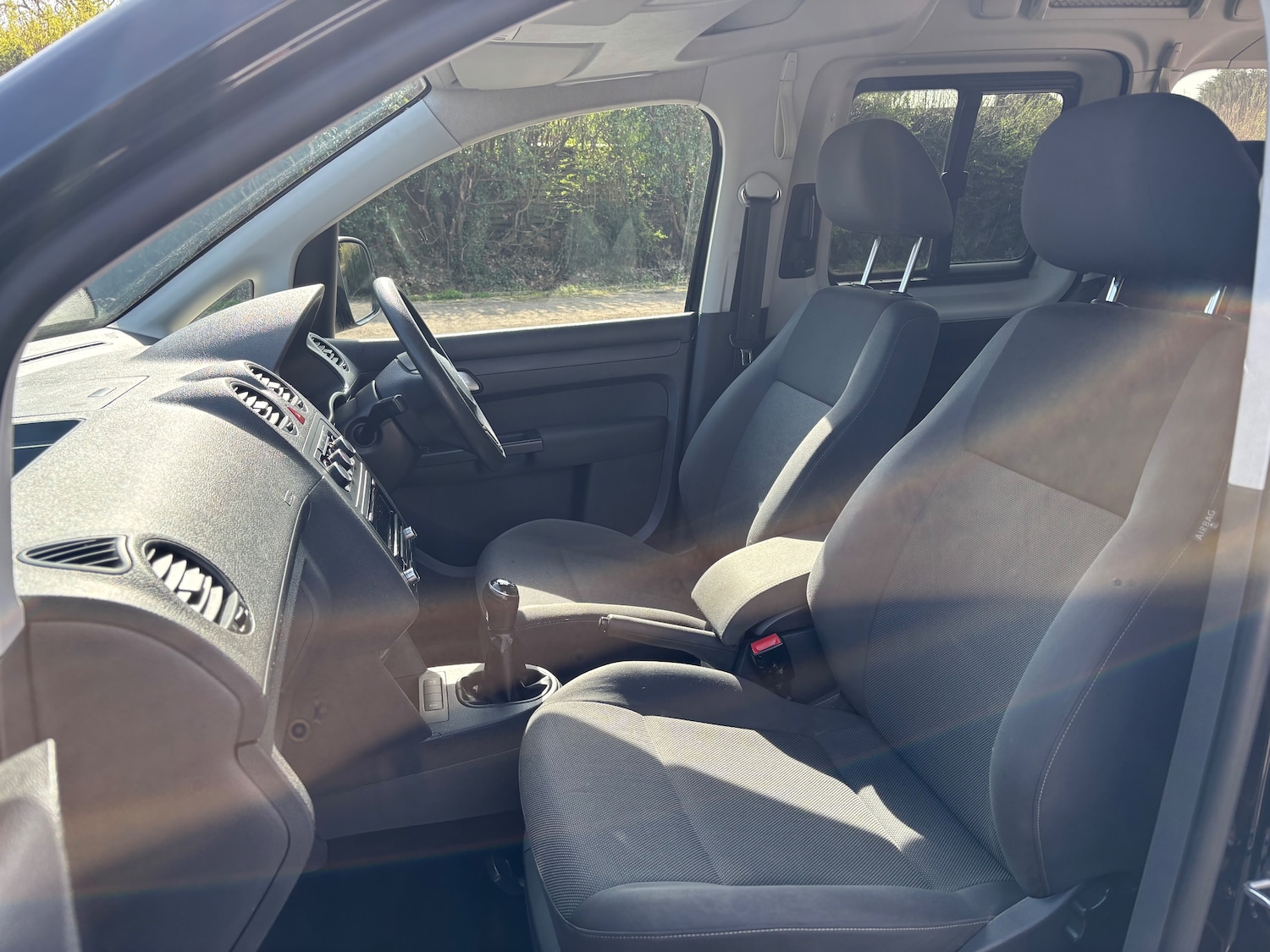 Used Volkswagen Caddy Maxi Life 2014 for sale - 77688217: Photo 14