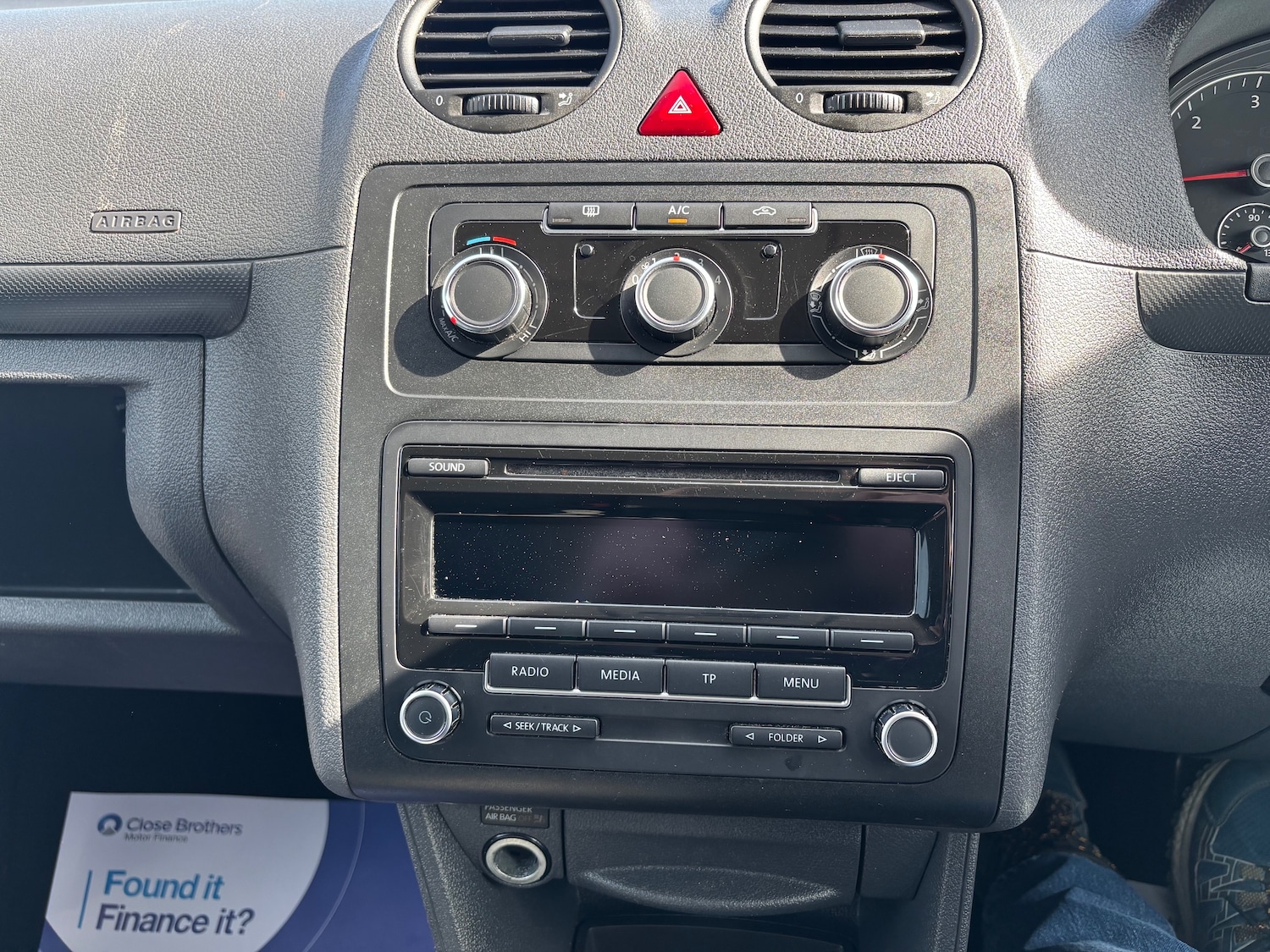 Used Volkswagen Caddy Maxi Life 2014 for sale - 77688217: Photo 26