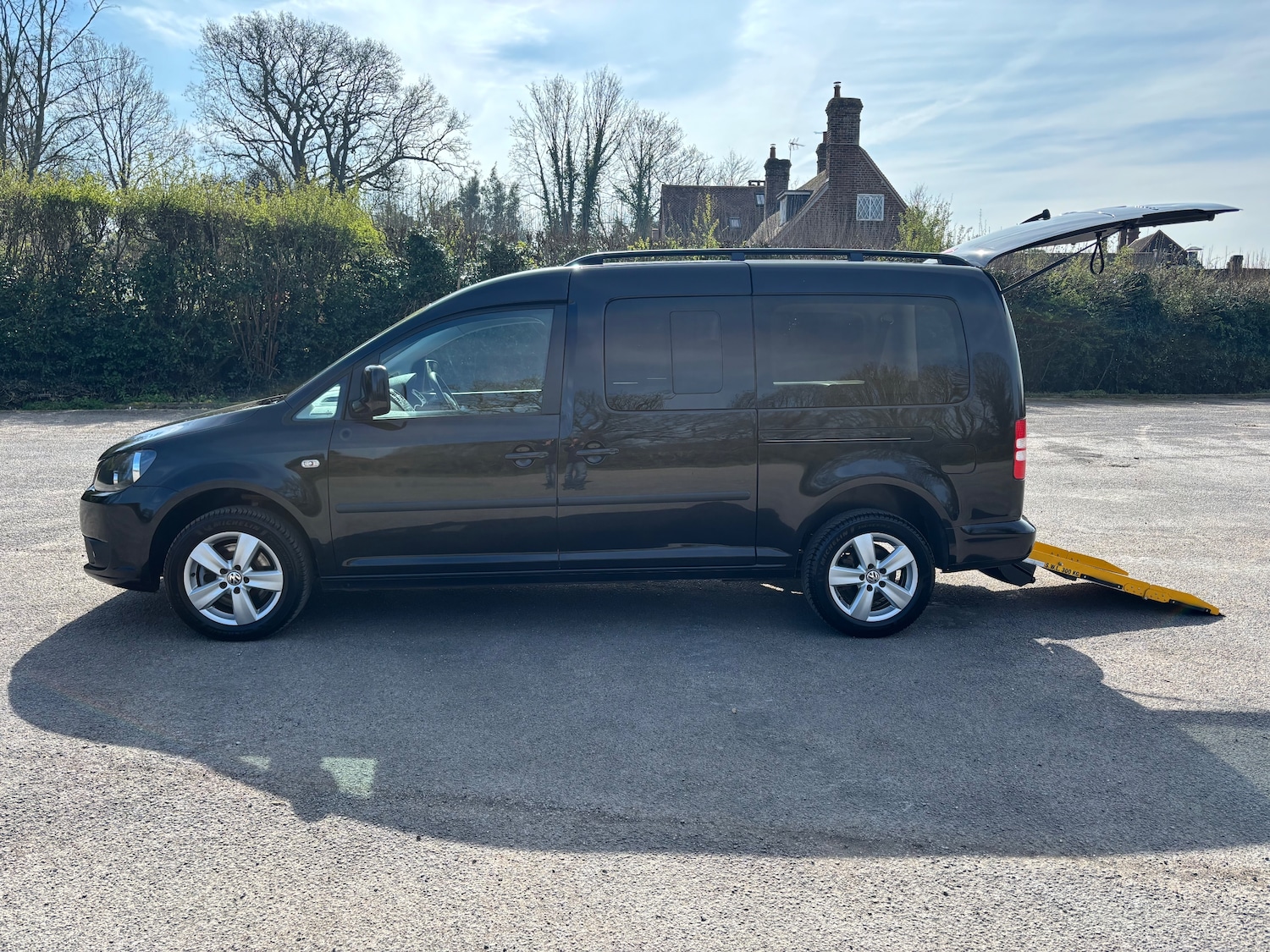 Used Volkswagen Caddy Maxi Life 2014 for sale - 77688217: Photo 9