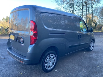 Used Fiat Doblo 2023 for sale - 76604307: Photo