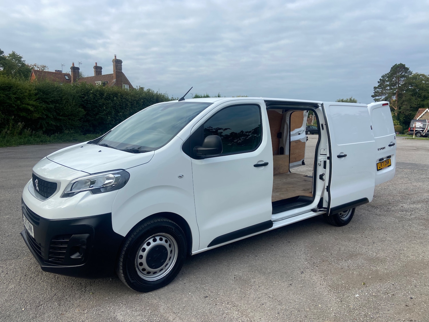 Used Peugeot Expert 2021 for sale - 76006576: Photo 11