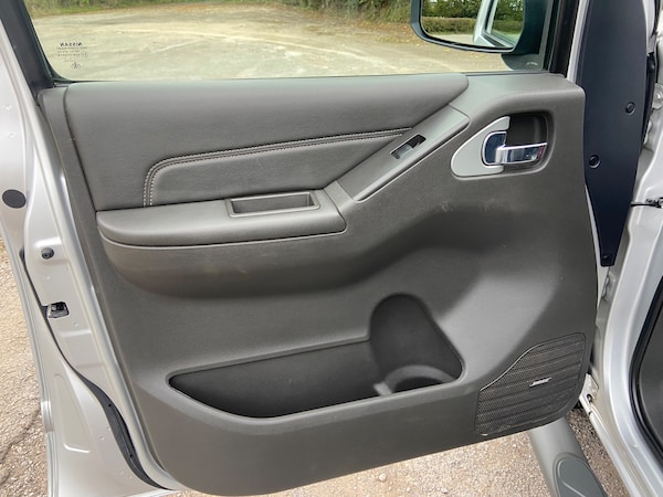 Used Nissan Navara 2013 for sale - 76299840: Photo 10