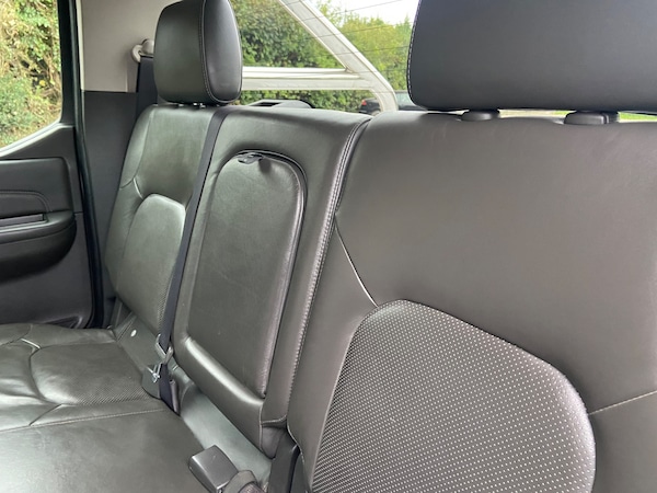 Used Nissan Navara 2013 for sale - 76299840: Photo 12
